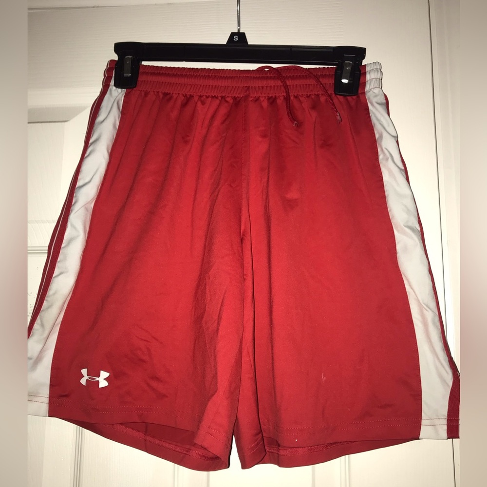 Under Armour athletic running shorts Youth large (unisex)